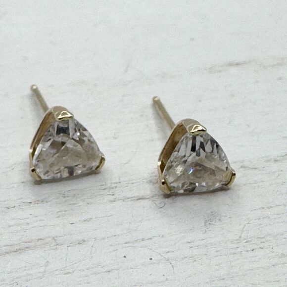 14k Yellow Gold Triangular Stud Earrings CZ Cubic Zirconia Classic Minimalist - Picture 2 of 16